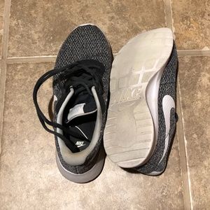 Women's Used Nike Running Sneakers
